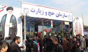 ایستگاه‌ فرهنگی سازمان حج‌ در راهپیمایی عکس