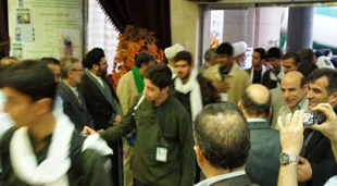 نخستين گروه دانش‌آموزان عمره‌گزار وارد مدينه شد+تصاوير