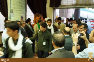 نخستين گروه دانش‌آموزان عمره‌گزار وارد مدينه شد+تصاوير