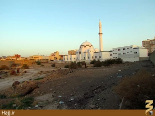 نخستين نماز جمعه اسلام در اين مسجد اقامه‌ شد/عكس