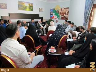موج اعتراض زائران به تاخير پروازها افزايش يافت