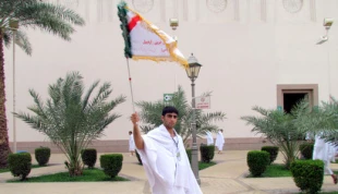 حلقه‌هاي قرآني در مسجدِ شجره + تصاوير