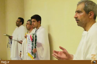 حلقه‌هاي قرآني در مسجدِ شجره + تصاوير