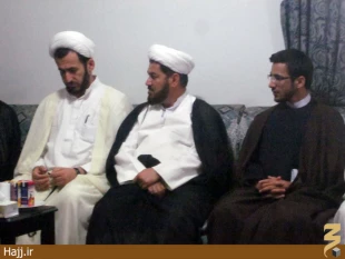 عمامه‌گذاري دو طلبه ايراني در مدينه منوره/عكس