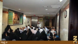 نشست فرهنگي آموزشي يك از روحانيان كاروان در مدينه