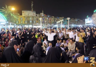 حال و هواي كربلا در شب ميلاد امام حسين عكس