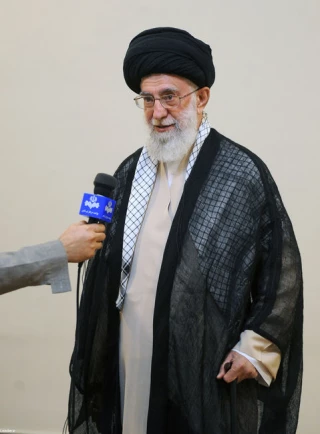 رهبر انقلاب تحت عمل جراحی موفقیت‌آمیز قرارگرفتند