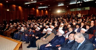 با عنوان نقش علما در خشکاندن ریشه‌های تکفیری؛

یازدهمین اجلاس علمای مسلمان در سوریه برگزار شد