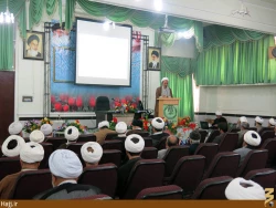 گردهمايي روحانيون و مداحان عتبات عاليات استان مركزي برگزار شد
