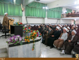 گردهمايي روحانيون و مداحان عتبات عاليات استان مركزي برگزار شد