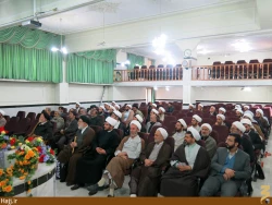 گردهمايي روحانيون و مداحان عتبات عاليات استان مركزي برگزار شد