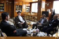 ديدار رئيس سازمان هواپيمايي كشوري با نماينده ولي فقيه در امور حج و زيارت
