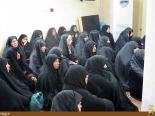 ادب زيارت حسيني را زنده نگه داريد