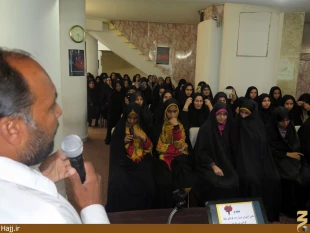 ادب زيارت حسيني را زنده نگه داريد