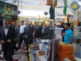 ششمين نمايشگاه سالانه كتاب در كاظمين راه اندازي شد
