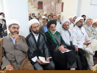 شور و شعور در زيارت امام حسين بايد به هم آميخته شود
