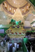 ضريح مطهر امام حسين (ع) گل آرايي شد عكس
