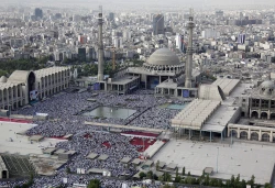 حاشيه‌هاي نماز عيدفطر در مصلاي تهران+عكس