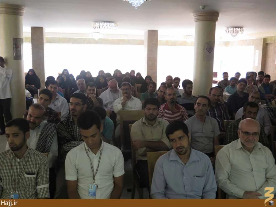 اگر زير پرچم ولايت حركت كنيم هيچ وقت اسكتبار نمي‌تواند زور بگويد