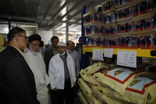 بازديد سرپرست حجاج ايراني از آشپزخانه هاي مركزي زائران در مدينه