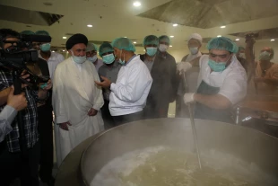 گزارش تصوير بازديد سرپرست حجاج ايراني از آشپزخانه مدينه