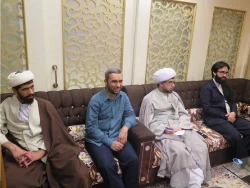 دعاي عرفه ايرانيان در حرم حضرت ابالفضل برگزار مي شود