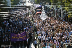 تشييع غم انگيز هشت شهيد منا در گنبد+تصاوير