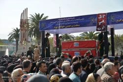تشييع غم انگيز هشت شهيد منا در گنبد+تصاوير