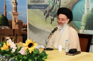 اعمال حج روح جمعي و اخوت اسلامي را درافراد به عنوان امت واحد، تقويت مي كند 