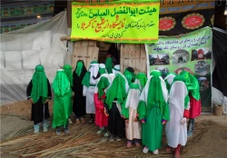 زنده نگه‌داشتن  ياد شهداي منا در نمايشگاه محرم