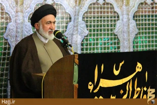 زندگاني پربركت امام زين العابدين(ع) پر از درس و معنويت است