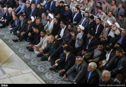 شخصيت ها در تشييع شهداي منا تصاوير