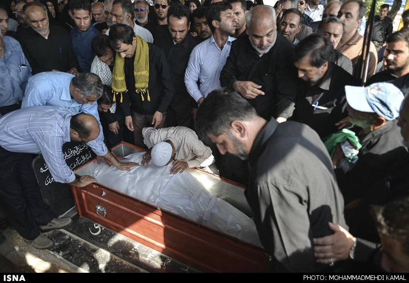 تشييع سه شهيد فاجعه منا در خوزستان تصاوير