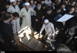 تشييع سه شهيد فاجعه منا در خوزستان تصاوير