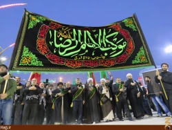 عزاداري باشكوه زائران ايراني در قالب موكب‌ امام رضا