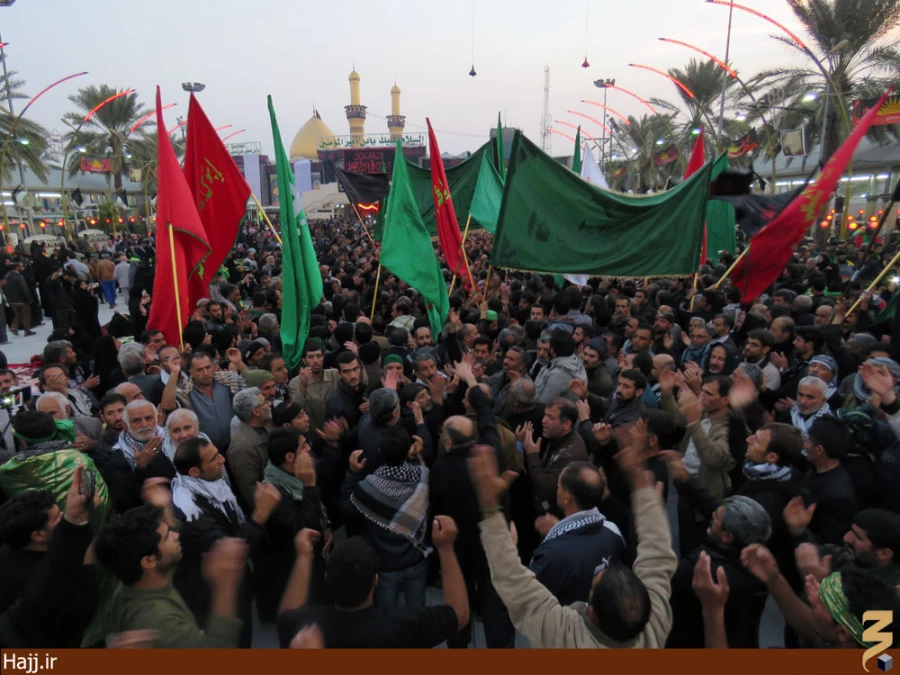 عزاداري باشكوه زائران ايراني در قالب موكب‌ امام رضا