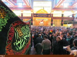 عزاداري باشكوه زائران ايراني در قالب موكب‌ امام رضا
