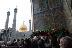 پيكر حجت الاسلام مسلم قلي پور گيلاني در حرم بانوي كرامت آرام گرفت+تصاوير