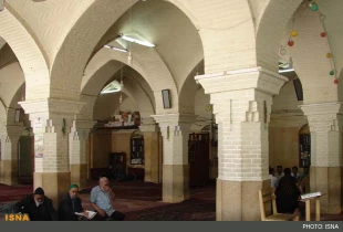 مسجدي كه وكيل امام عسكري(ع) در قم بنا كرد+تصاوير