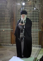 رهبر معظم انقلاب اسلامي در مرقد مطهر امام راحل و گلزار شهداي بهشت زهرا حضور يافتند
