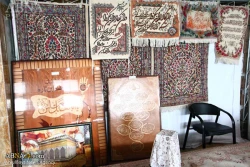 عرضه متبركات حرم حضرت معصومه در فروشگاه حرم+تصاوير
