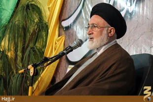 تاكيد نماينده ولي فقيه برلزوم شناساندن انقلاب اسلامي به نسل جوان 