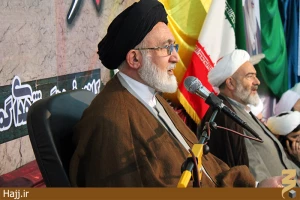تاکید نماینده ولی فقیه برلزوم شناساندن انقلاب اسلامی به نسل جوان