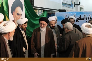تاكيد نماينده ولي فقيه برلزوم شناساندن انقلاب اسلامي به نسل جوان 
