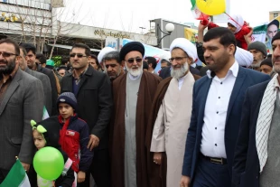 پيشرفت هاي ملت ايران قابل مقايسه با هيچ كشوري نيست 