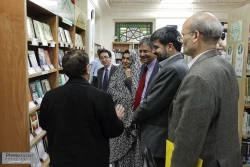 بازديد سفير هند از موزه ، كتابخانه مركزي و نمايشگاه دائمي آستان قدس رضوي