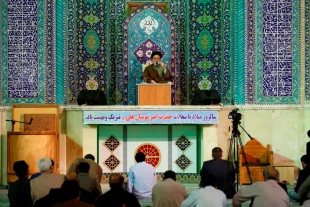 سخنراني نماينده ولي فقيه وسرپرست حجاج ايراني درجشن ميلاد امام علي(ع) درمصلاي بزرگ شهرري