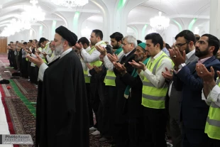 1500 زائر براي اولين بار حرم امام رضا را زيارت كردند