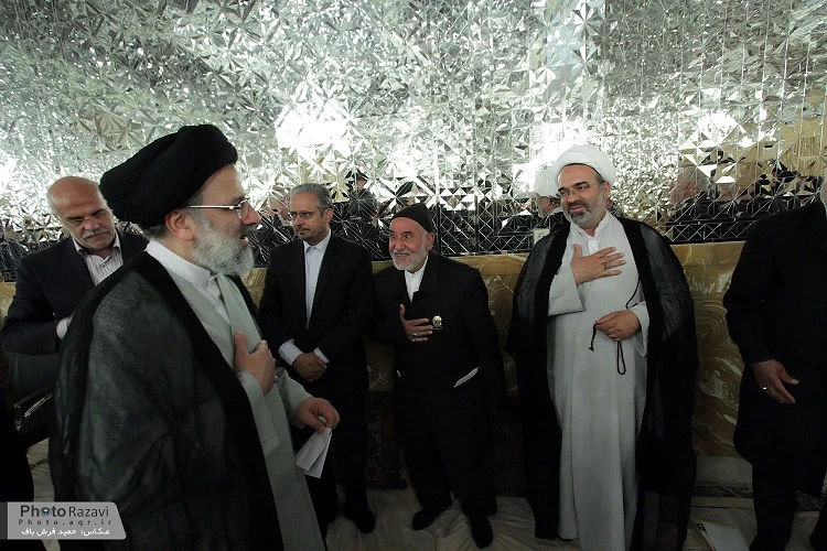 زائران امام رضا(ع) آن‌گونه تكريم شوند كه مورد رضايت ايشان است