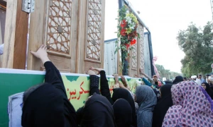 درهای حرم امام هادی (ع) و امام حسن عسکری (ع) وارد بندرعباس شد